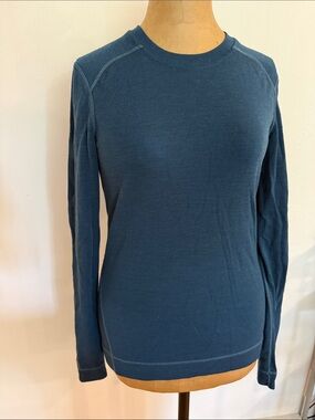 Smartwool sz S Women’s Crewneck Long Sleeve Top - Teal Blue merino